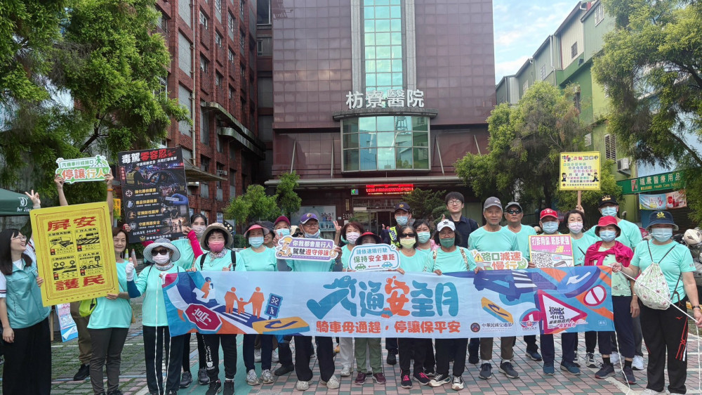 枋寮警假日不打烊　結合地方健走活動守護交通安全與民眾財產