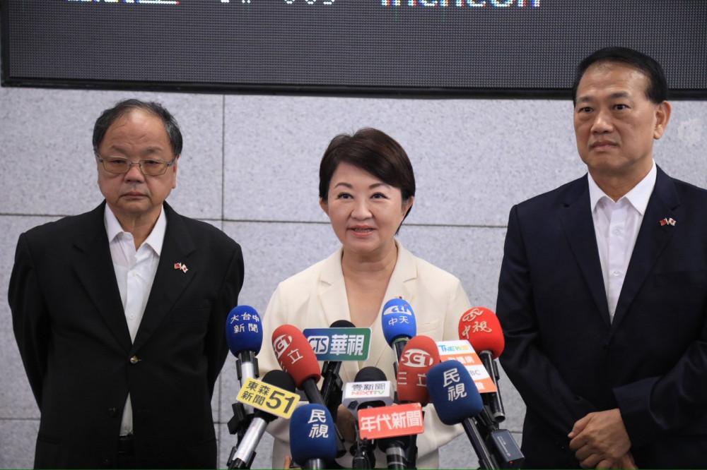 28小時旋風訪沖繩返國！盧秀燕「圓滿完成3大任務」：為未來奠定基礎