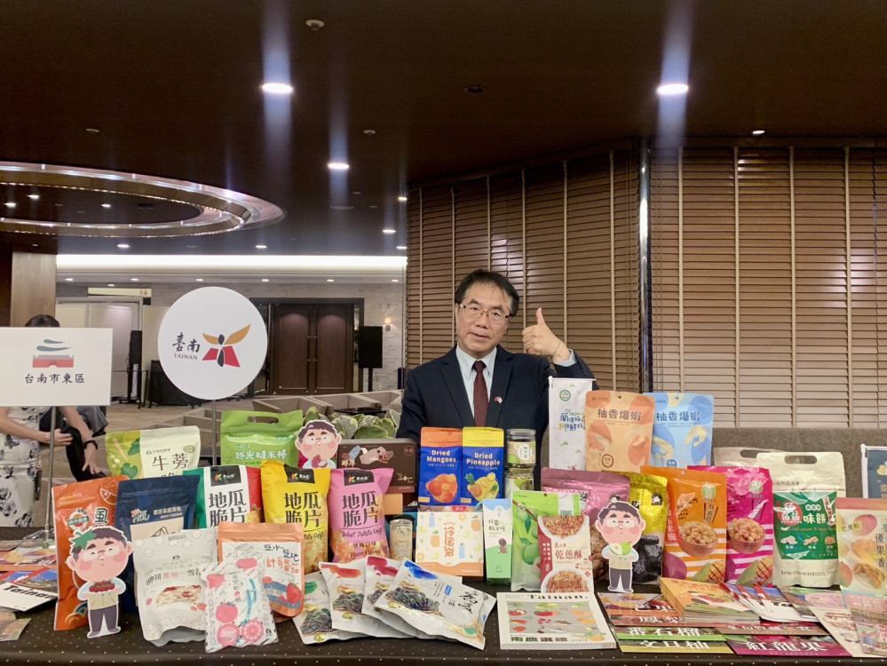 台南市長黃偉哲赴福岡國慶酒會推廣台南農產　深化台日地方交流