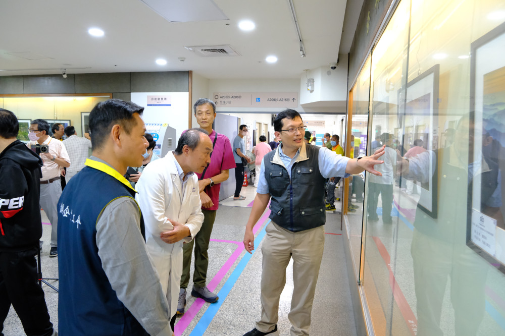 從鋼鐵現場到杏林藝廊　中鋼攝影社「光影・蘊生」展現職人細膩視角