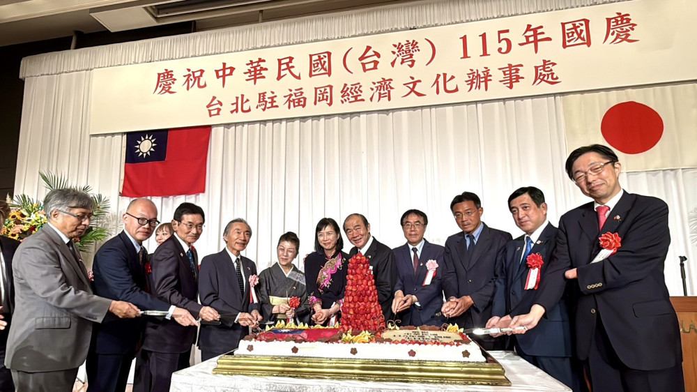 台南市長黃偉哲赴福岡國慶酒會推廣台南農產　深化台日地方交流
