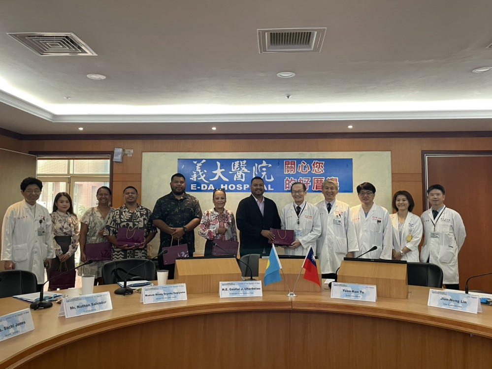 帛琉新任駐台大使參訪義大醫院　深化台帛跨國轉診與醫療人才培育