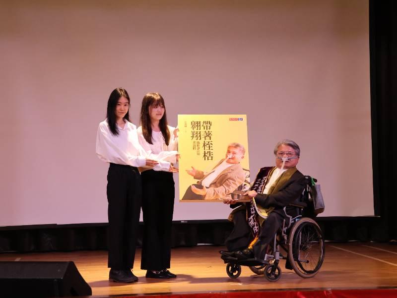 東海校友鐵肺會計師黃鴻隆  榮獲全球熱愛生命獎章